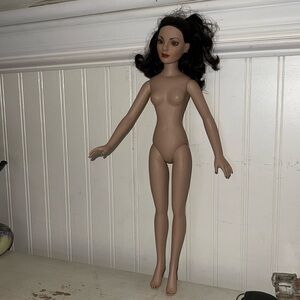 2002 M.A.O. Robert Tonner doll